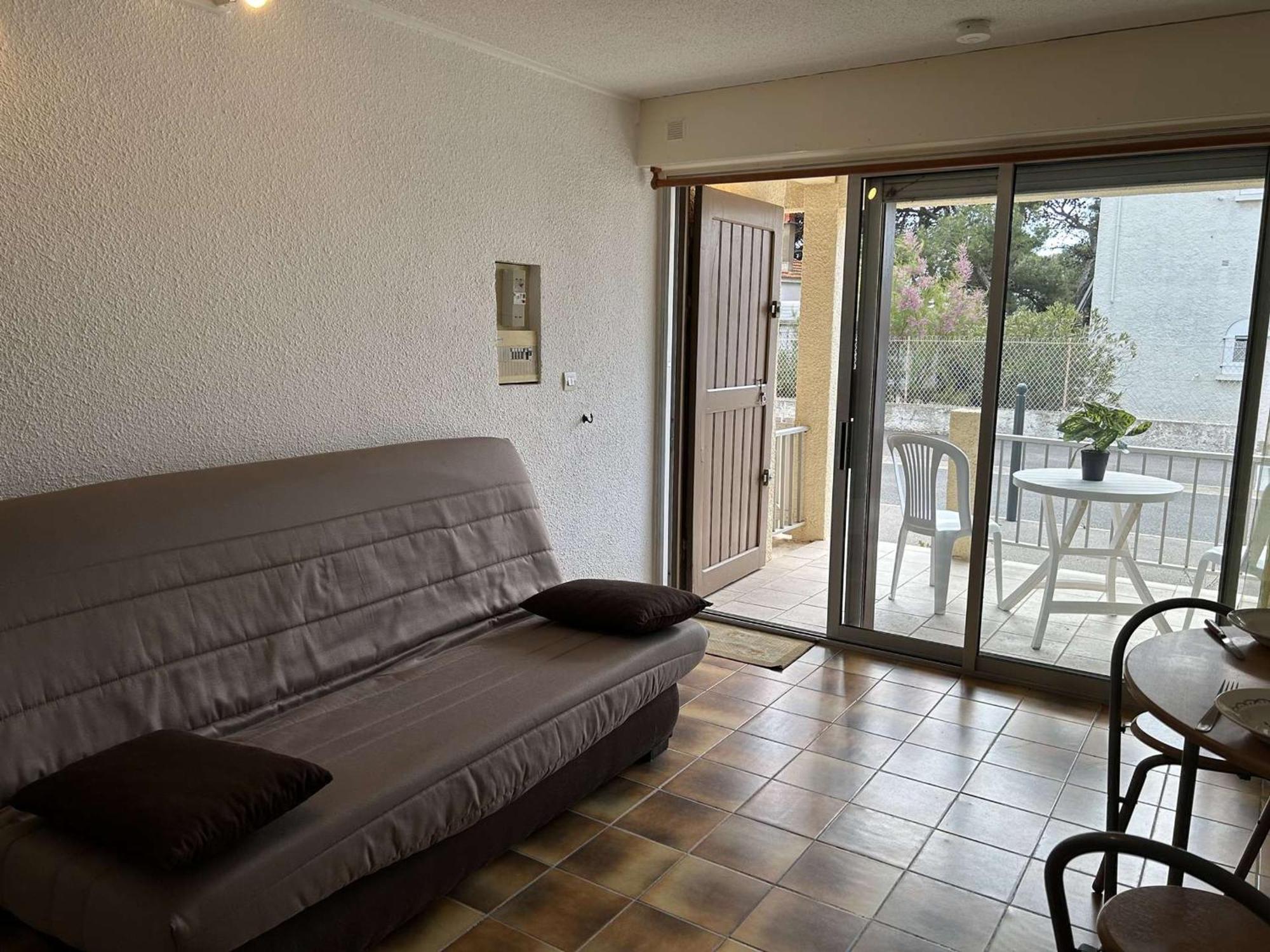Studio En Rdc A 250M De La Plage - Saint Pierre La Mer, 2 Couchages, Animaux Acceptes - Fr-1-229D-232 Exteriör bild